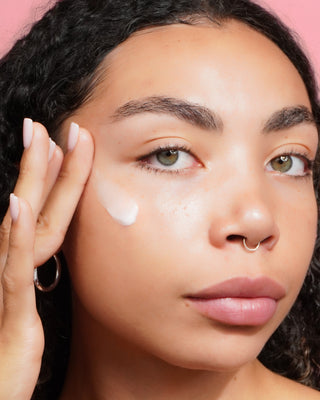 Crème contour des yeux liftante légère P. Louise