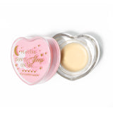 Masque de sommeil à lèvres en forme de coeur rose avec le couvercle retiré sur fond blanc