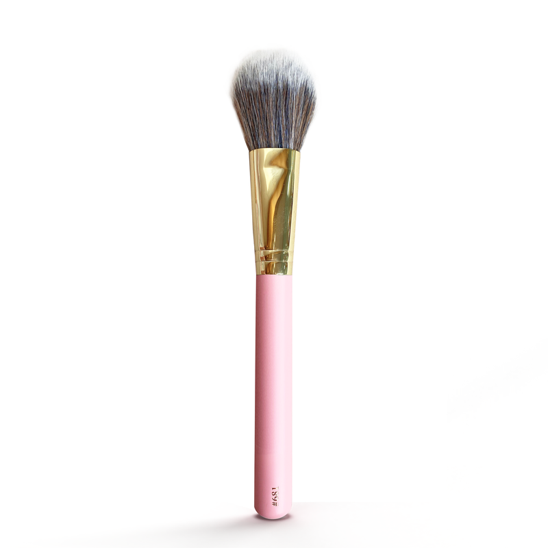 #681 Grande brosse moelleuse multi-usage pour le visage